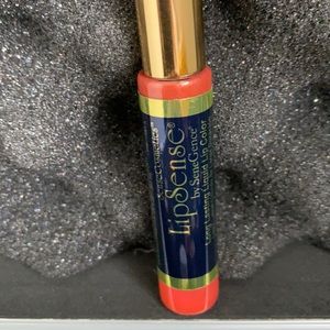 SALE!!! Pomegranate LipSense *SEALED*